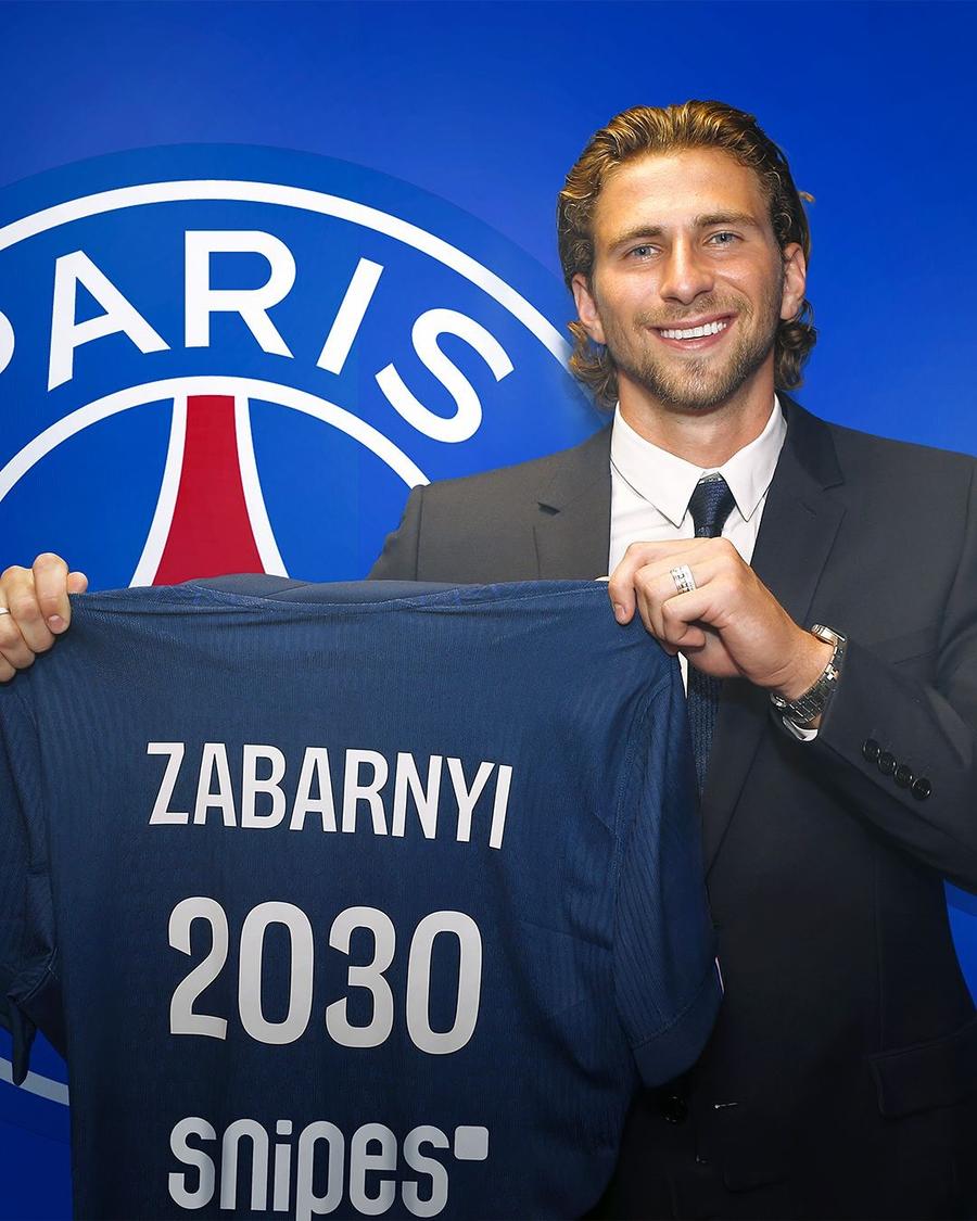 Illia Zabarnyi a fost prezentat la PSG / Foto: Instagram Tensiuni în vestiarul lui PSG după transferul lui Zabarnyi » A cerut plecarea lui Safonov: „Rușii trebuie izolați!”