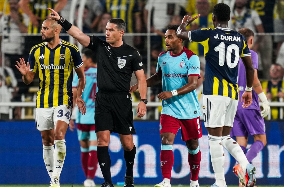 Istvan Kovacs a condus cel mai tare meci al serii în preliminariile Ligii: 7 goluri în Fenerbahce - Feyenoord » L-a enervat pe Mourinho și a asistat la o „remontada” de senzație