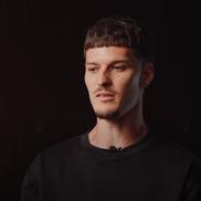 Dennis Man a acordat primul interviu după prezentarea oficială la PSV Eindhoven / Foto: PSV Play