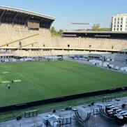 Cum arată gazonul de pe Cluj Arena, după Untold X/ foto: Facebook @Mihai Tișe