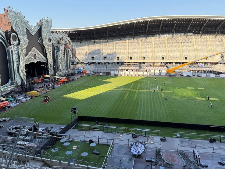 Cum arată gazonul de pe Cluj Arena, după Untold X/ foto: Facebook @Mihai Tișe