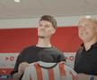 Dennis Man, prezentat la PSV