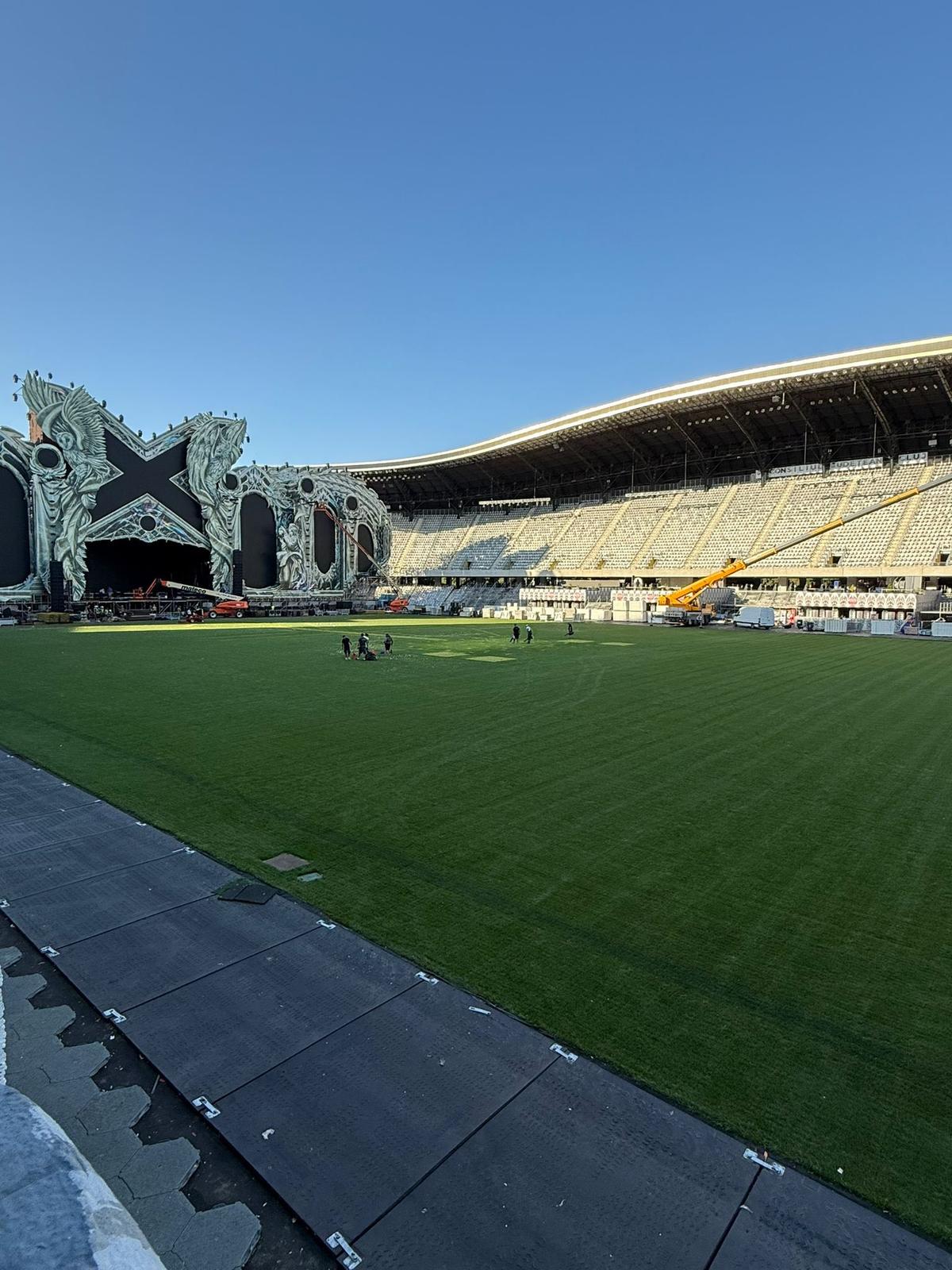 Cum arată gazonul de pe Cluj Arena, după Untold X