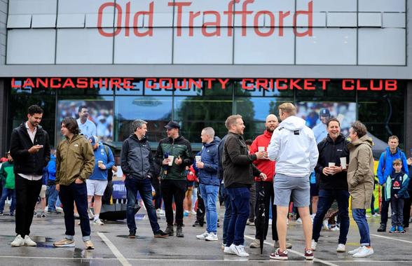 Scandalul berii la Manchester United » De la ce a plecat totul