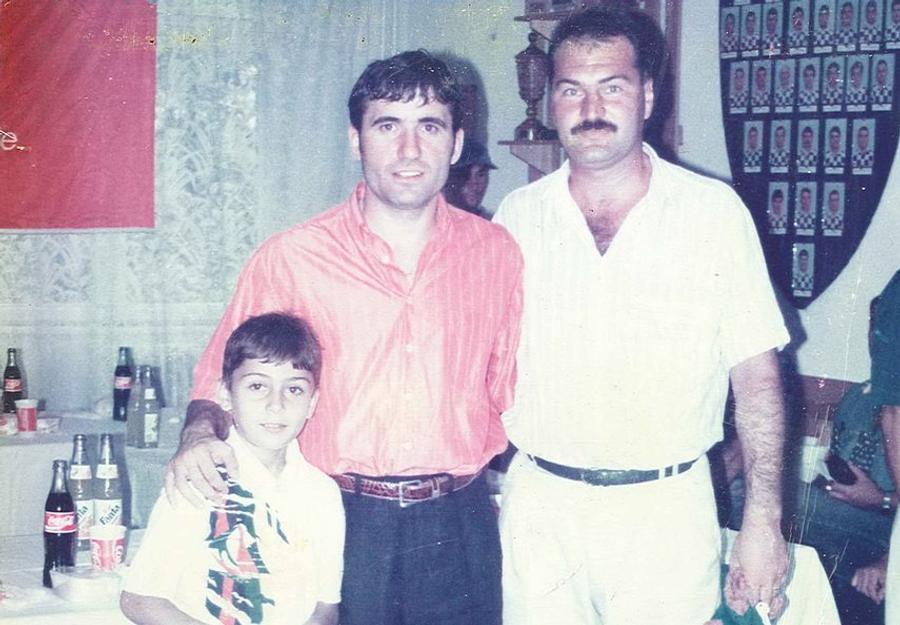 Portarul Constantin Gârjoabă a fost eroul unor partide cu cântec evocate de Bârboră, cu Steaua lui Hagi ori cu Prahova Ploiești, în liga secundă: Foto. ziuadeconstanța.ro Trebuia să fie urmașul lui Hagi, dar a jucat 7 ani cu genunchii distruși: „Abia mai merg!” + Condiția pusă de Valentin Ceaușescu la Steaua și discuția ireală cu Lucescu: „Dă-ți pantalonii jos!”