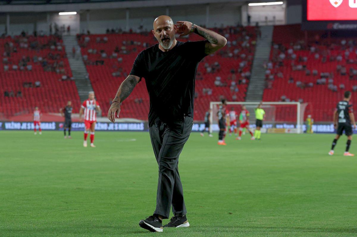 Haos în preliminariile Ligii Campionilor » Marele Dejan Stankovic a scuipat arbitrul, și-a provocat propriii ultrași, apoi a demisionat