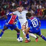 PSG - Aston Villa// foto Imago Images