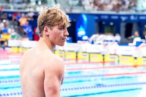 Rusul Kornev vrea să bată recordul mondial în finala cu David Popovici » A dezvăluit ce ar face cu banii