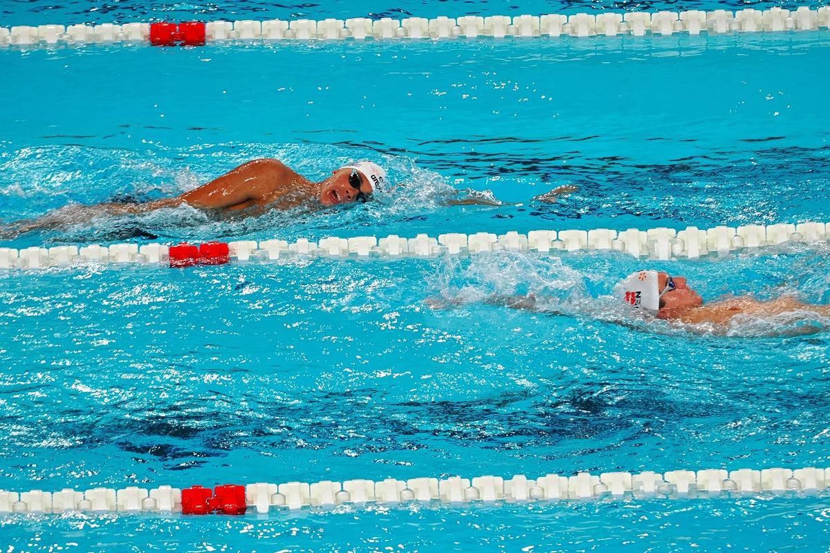 REGELE EUROPEI! David Popovici a recuperat ULUITOR în ultimii 50 de metri și este campion european pentru a treia oară consecutiv! Încă un record al competiției