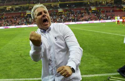 Încă un avocat pentru Dan Petrescu » Marius Șumudică critică arbitrii din România: „Și antrenorii sunt oameni” :)