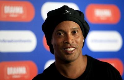 Ronaldinho, acord cu fiscul brazilian » Dă o sumă uriașă pentru a-și recupera pașaportul