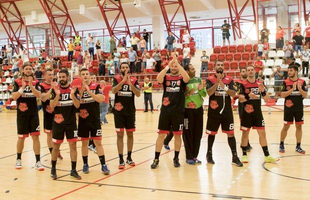 KADETTEN - DINAMO 28-28 // Cu emoții! Dinamoviștii obțin un prim punct în Liga Campionilor