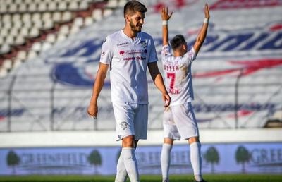 CSM SLATINA - RAPID 0-3. Giuleștenii merg ceas sub comanda lui Iencsi: victorie la scor de neprezentare pe malul Oltului