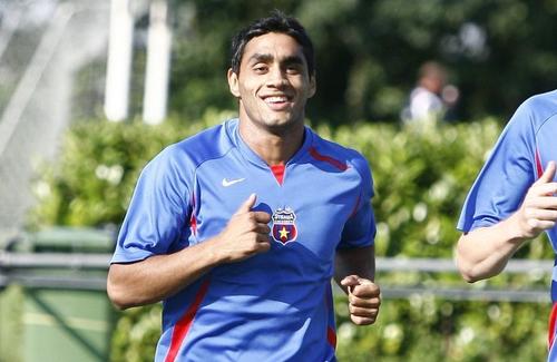 Bănel Nicoliță (35 de ani) are o relație specială cu Florin Tănase (25 de ani), căpitanul celor de la FCSB.