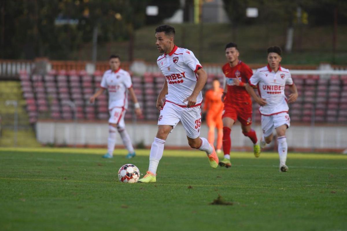 EXCLUSIV Ce-a ajuns Academia lui Dinamo: „20 de mingi la 5 grupe. Dacă se sparge una, e «război nuclear»!”