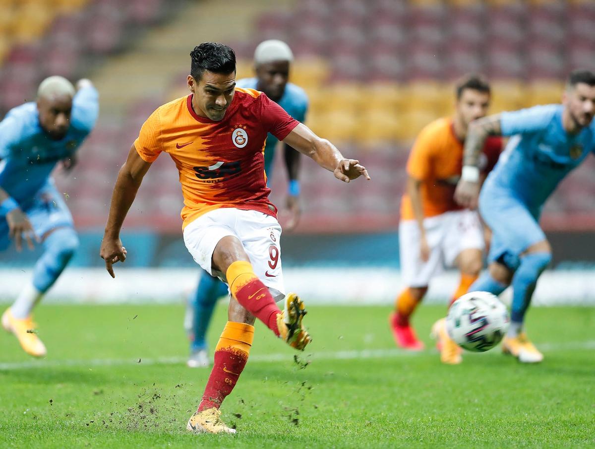 GALATASARAY - GAZIANTEP 3-1 » VIDEO+FOTO Înfrângere clară pentru echipa lui Marius Șumudică în prima etapă din Turcia