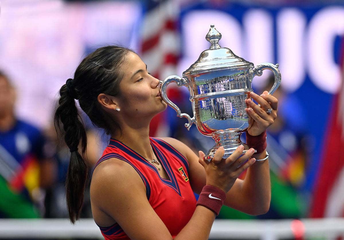 Emma Răducanu, urcare uriașă în clasamentul WTA după succesul de US Open! Câți bani a încasat britanica