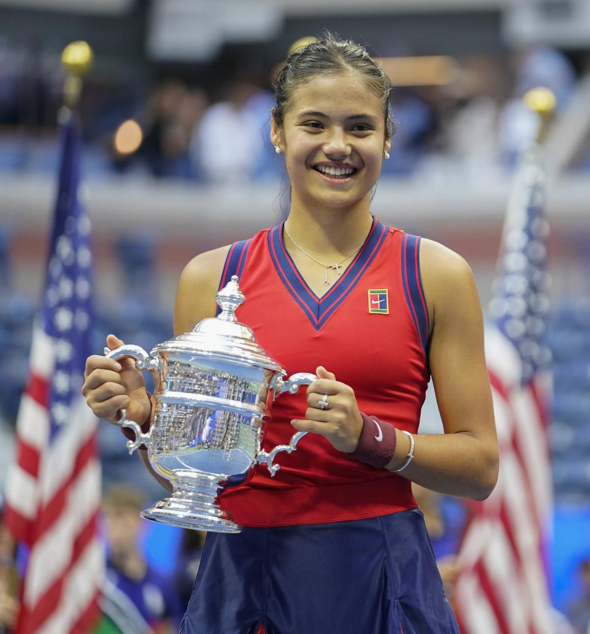 Emma Raducanu, trofeu US Open 2021