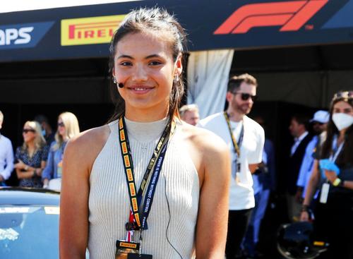 Emma Răducanuy, la un eveniment de formula 1, foto: Imago
