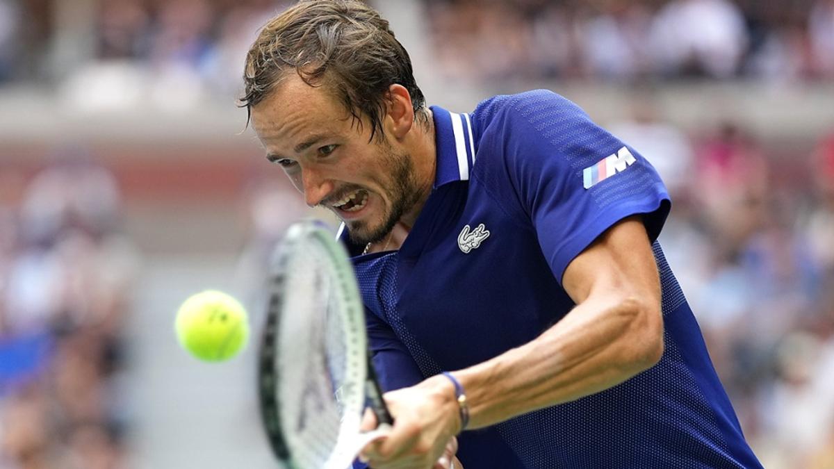 Medvedev, elogii pentru Djokovic după triumful de la US Open: „Pentru mine, ești cel mai mare din toate timpurile!”