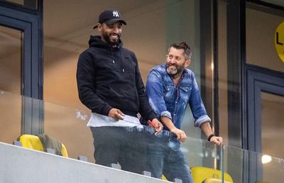 Omrani, în lojă la FCSB - FC Voluntari » Hohote de râs lângă Argăseală și Vulturar
