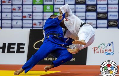 Triplă de aur pentru judoka tricolori la CM de veterani