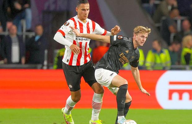 Manchester United vrea un jucător pus pe liber, dar suporterii au sărit ca arși: „Transfer făcut la disperare”