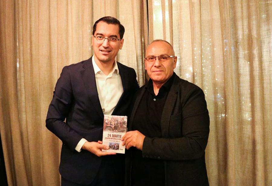 Președintele FRF, Răzvan Burleanu (stânga), și președintele FFK, Agim Ademi, la dineul oficial organizat la Priștina, înaintea meciului Kosovo - România (0-0) FOTO: FFK FRF a organizat un prânz oficial pentru delegația din Kosovo » Oaspeții au dezvăluit totul
