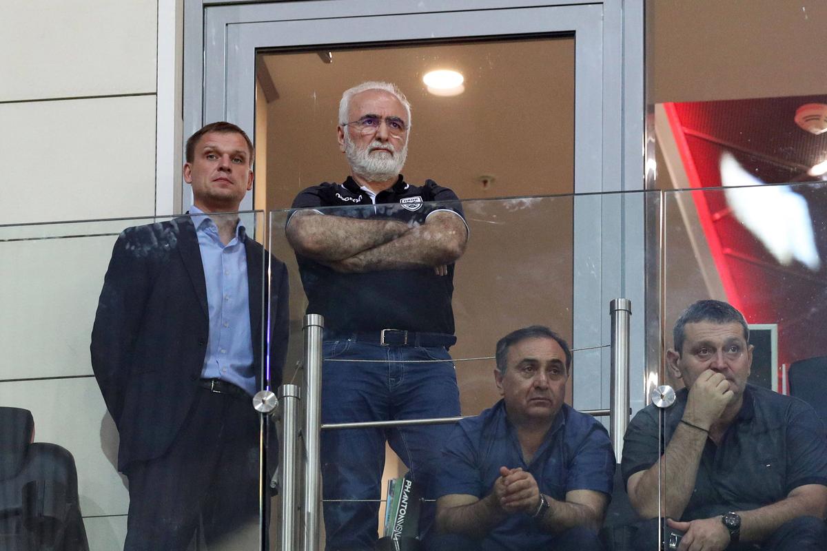 Incredibila transformare a patronului lui PAOK » Ivan Savvidis a apărut într-o imagine alături de Răzvan Lucescu, după mulți ani în care a stat departe