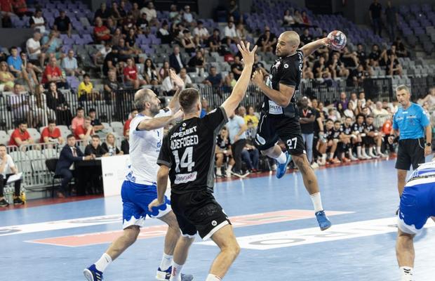 Dinamo - Fredericia, în prima etapă a noului sezon din Liga Campionilor la handbal masculin » „Dulăii” îl înfruntă pe marele Gudmundur Gudmundsson