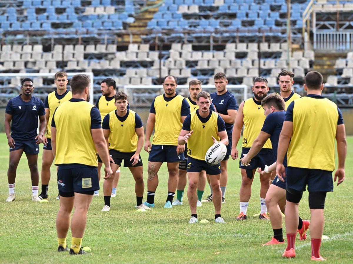 Au intrat în „Parcul cu Platani” » Imagini de la antrenamentul susținut miercuri pe stadionul Cotroceni