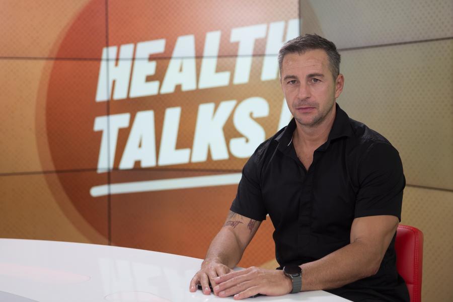 Cristian Ionescu, în studioul Health Talks Fostul jucător al Rapidului s-a făcut antrenor de fitness: „Am o mare bucurie în suflet să văd că reușesc să schimb viața oamenilor în bine”