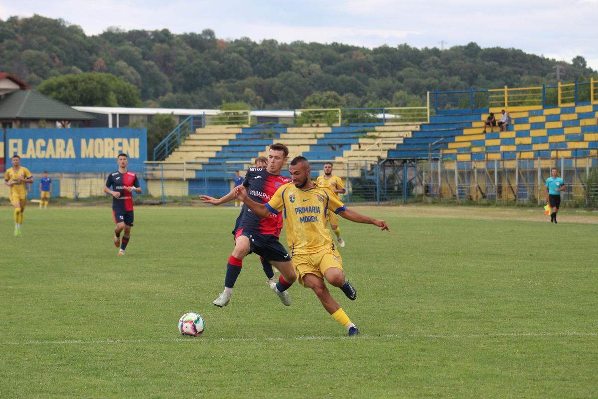 Echipamentul celor de la Flacăra Moreni