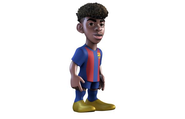 De la gazon, pe raftul tău de figurine: povestea figurinei Lamine Yamal