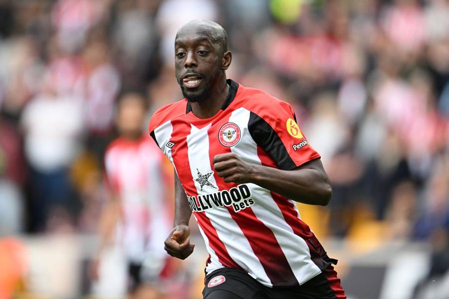 Yoane Wissa / Foto: Imago Povestea șocantă a fotbalistului transferat la o forță din Premier League: „Am deschis ușa, iar ea mi-a aruncat acid pe față. Am țipat și nu puteam să respir”