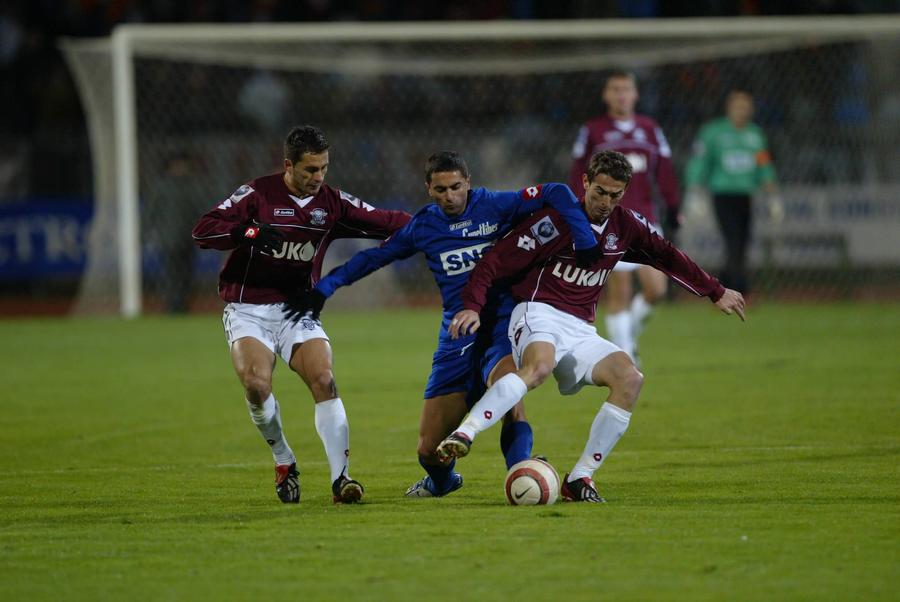 Cristian Ionescu (stânga), Vasilică Cristocea și Marius Măldărășanu Fostul jucător al Rapidului s-a făcut antrenor de fitness: „Am o mare bucurie în suflet să văd că reușesc să schimb viața oamenilor în bine”