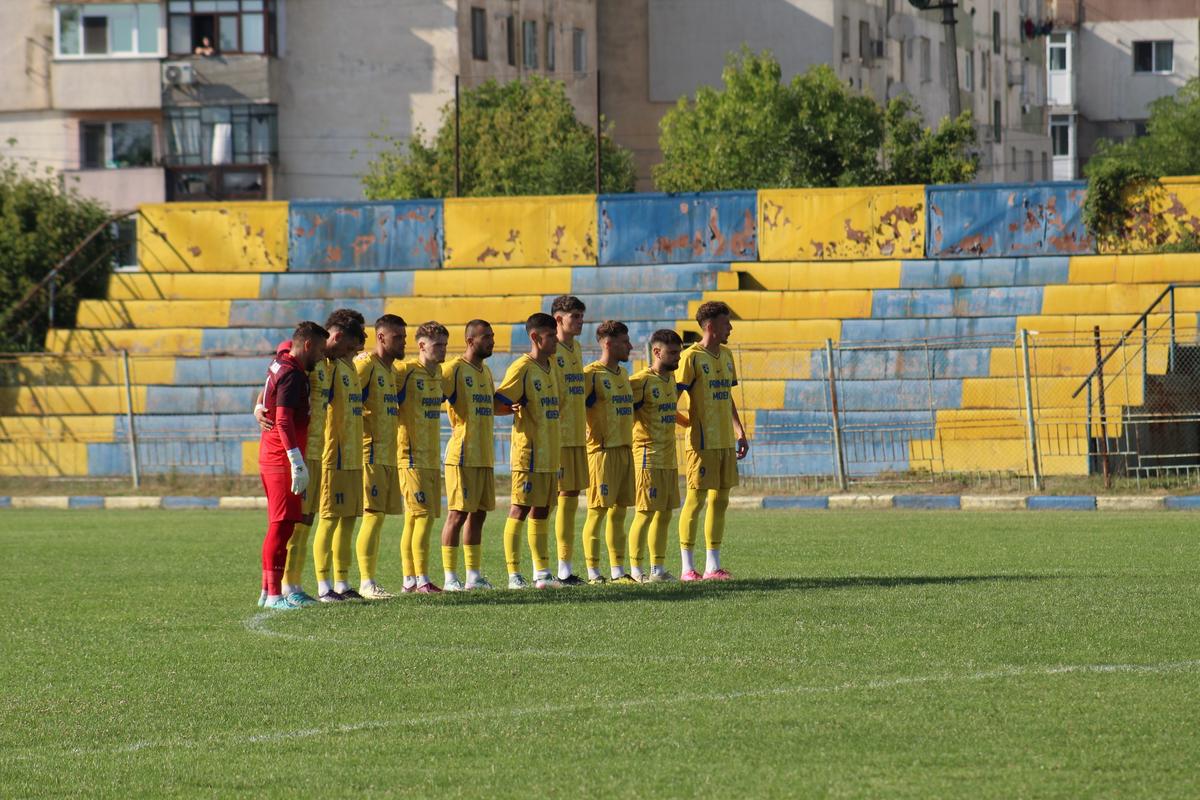 Echipamentul celor de la Flacăra Moreni