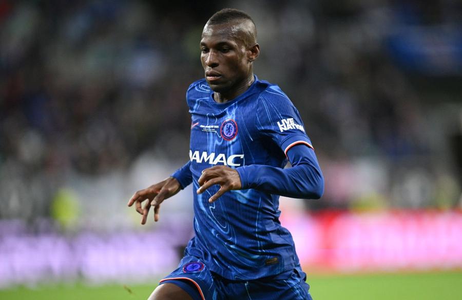 Nicolas Jackson, pe vremea când evolua pentru Chelsea, foto: Guliver/gettyimages „Mama a murit, sora a făcut cancer” » Vincent Kompany, declarații tulburătoare înainte de Bayern - Hamburg în Bundesliga