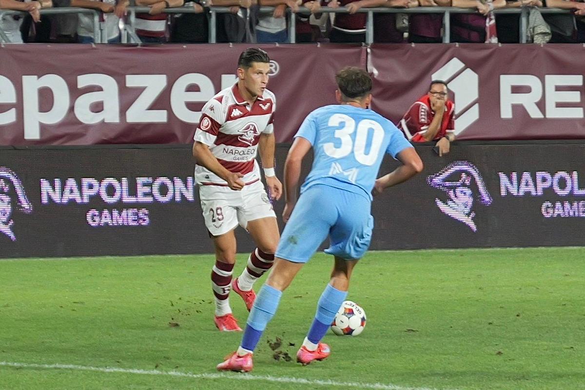 Rapid - Voluntari, faze din timpul meciului