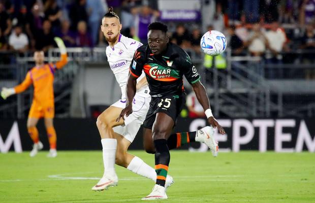 Ce note a primit Radu Drăgușin în Italia: și-a dat restart în Serie A