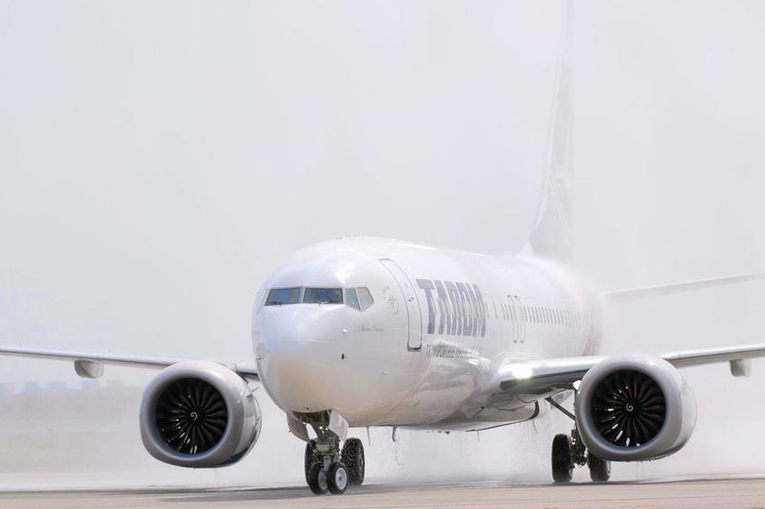 Cum arată avionul „Mircea Lucescu”, primul Boeing 737 MAX 8 intrat în flota TAROM » GSP a zburat la bordul aeronavei care poartă numele legendarului antrenor // foto: Andrei Furnigă (GSP)