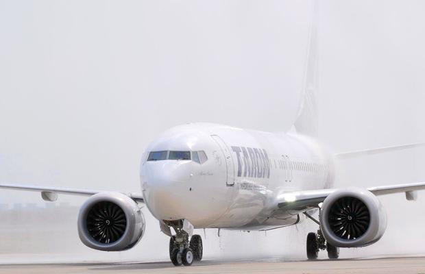 Cum arată avionul „Mircea Lucescu”, primul Boeing 737 MAX 8 intrat în flota TAROM » GSP a zburat la bordul aeronavei