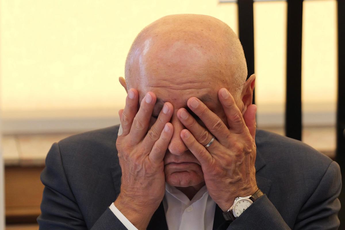 Cum arată avionul care îi poartă numele regretatului Mircea Lucescu // foto: Andrei Furnigă (GSP)