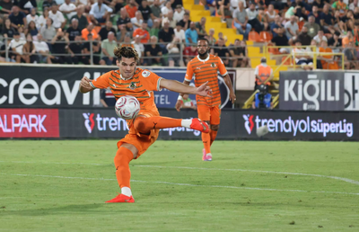 Ianis Hagi, pasă de gol în Alanyaspor - Goztepe