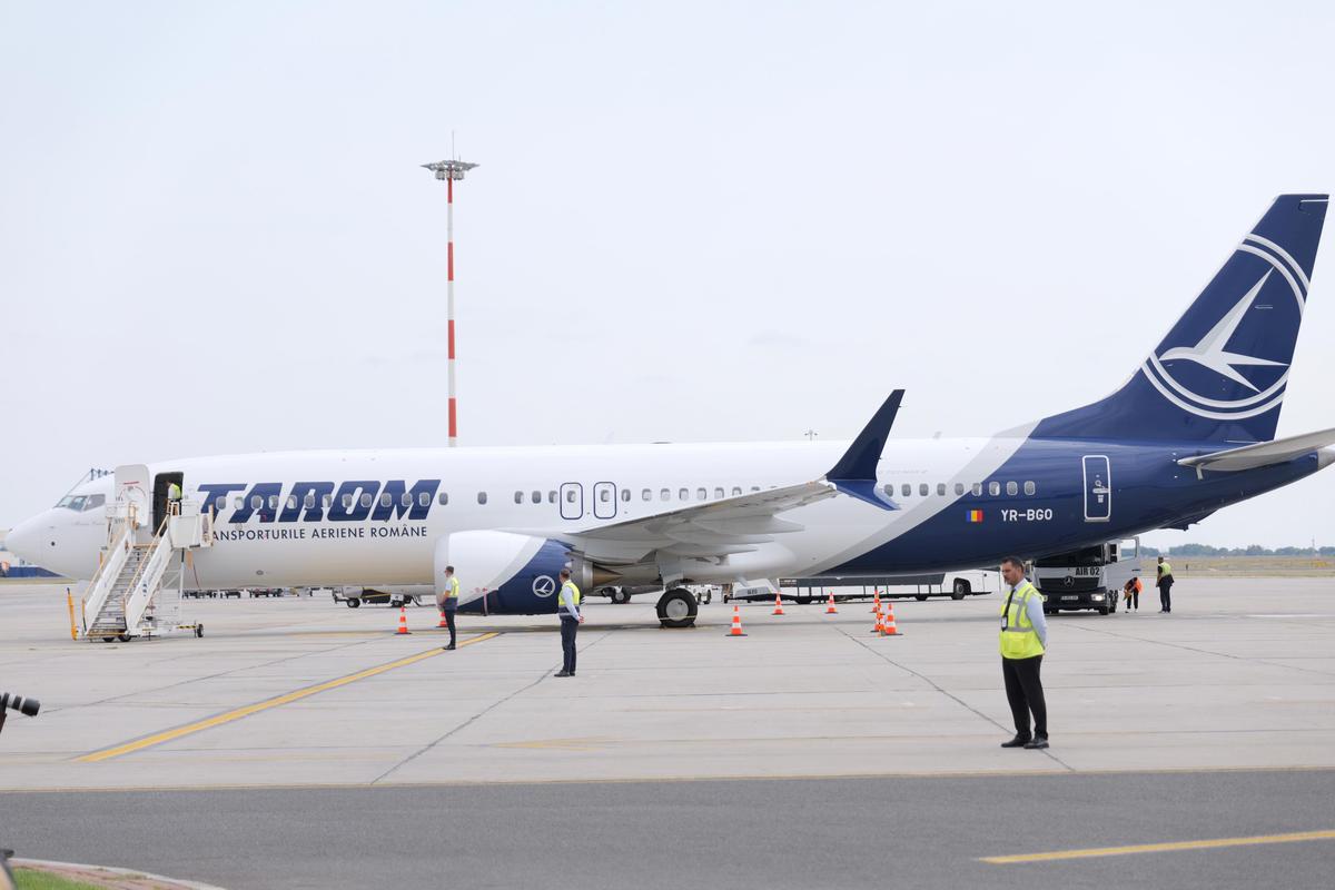 Cum arată avionul „Mircea Lucescu”, primul Boeing 737 MAX 8 intrat în flota TAROM » GSP a zburat la bordul aeronavei