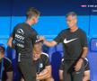 Mai rar așa ceva! Ce a făcut arbitrul-golgheter înainte să dea startul meciului de Superligă