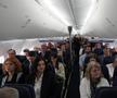 Cum arată avionul care îi poartă numele regretatului Mircea Lucescu // foto: Andrei Furnigă (GSP)