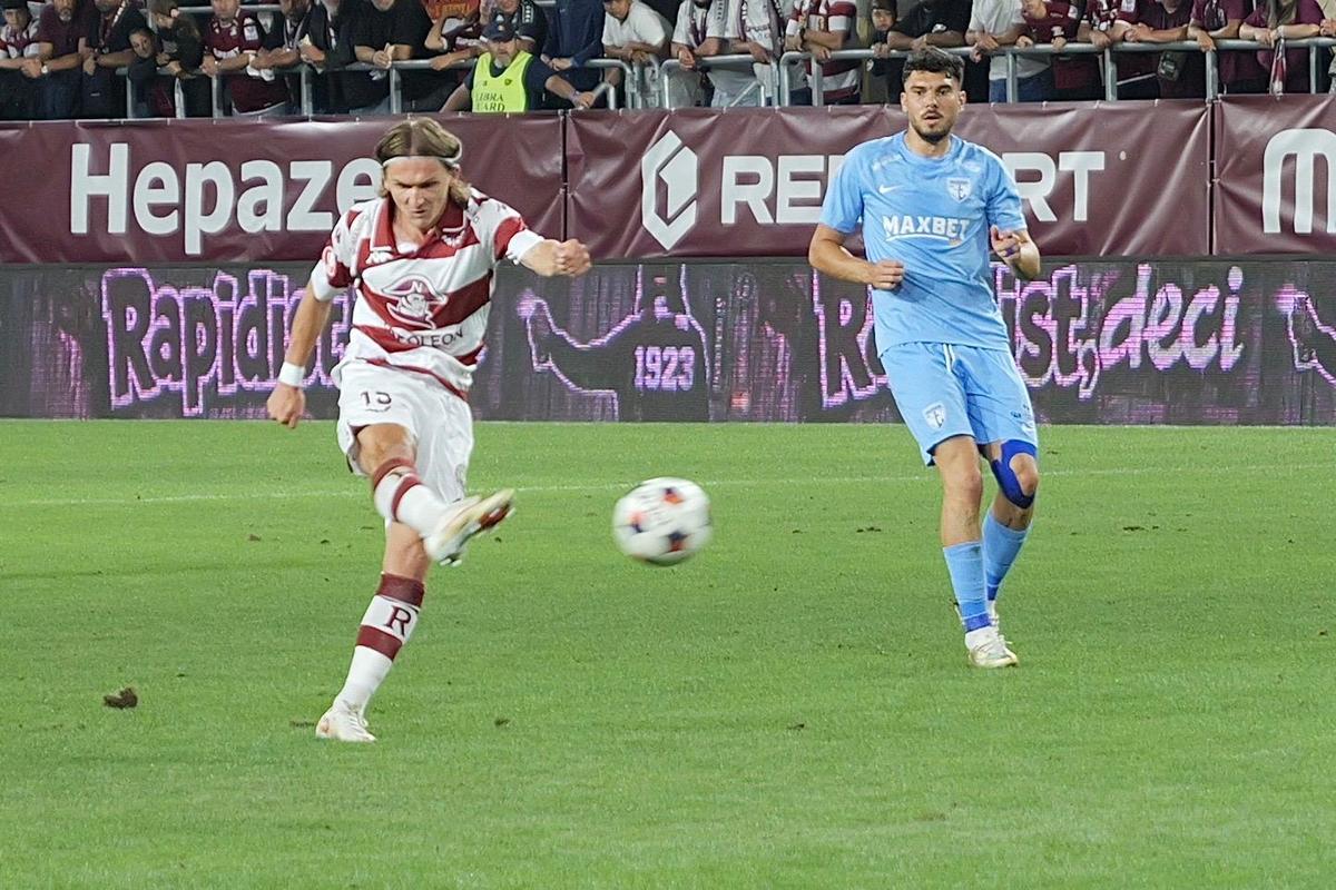 Rapid - Voluntari, faze din timpul meciului
