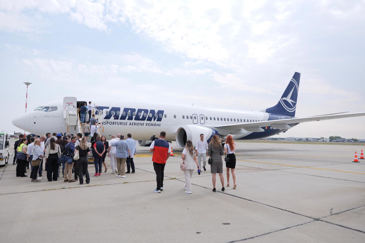 Cum arată avionul „Mircea Lucescu”, primul Boeing 737 MAX 8 intrat în flota TAROM » GSP a zburat la bordul aeronavei