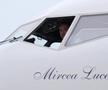 Cum arată avionul care îi poartă numele regretatului Mircea Lucescu // foto: Andrei Furnigă (GSP)